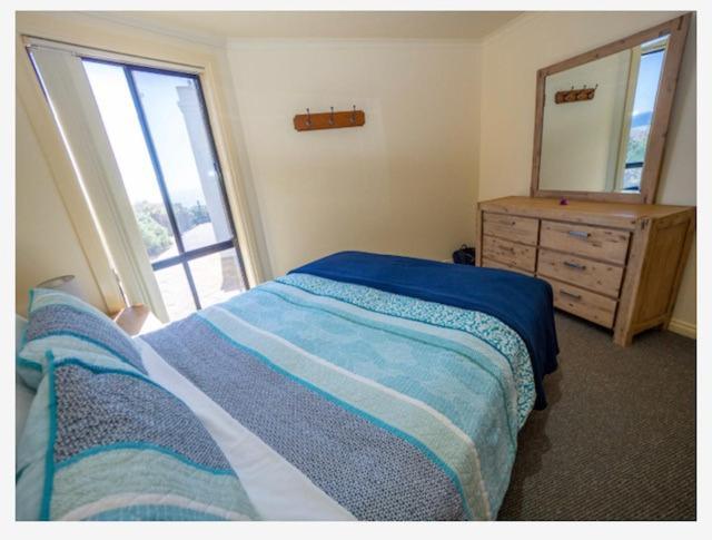 Cliff House Beachfront Villas مونتا المظهر الخارجي الصورة